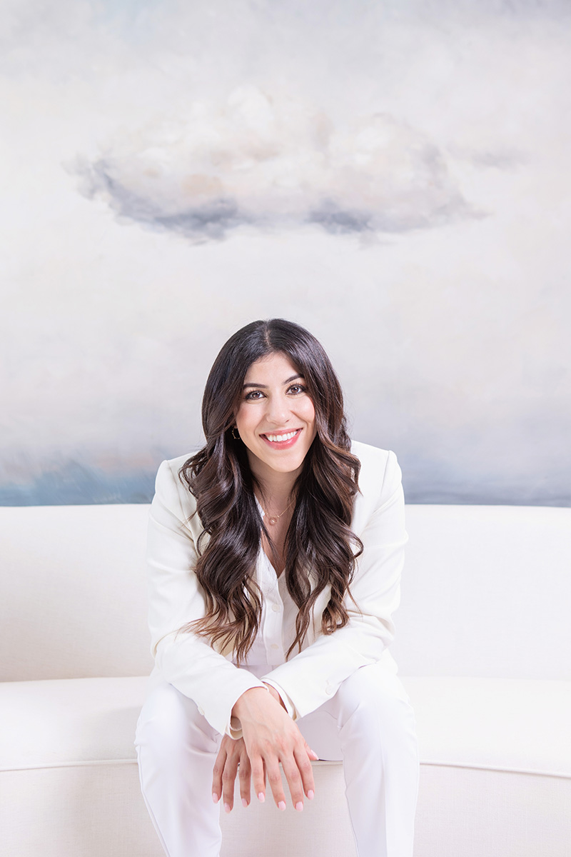 amanda doss, corporate real estate portrait, los angeles realtor portrait